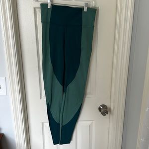 ✨SALE: Teal Lululemon Leggings